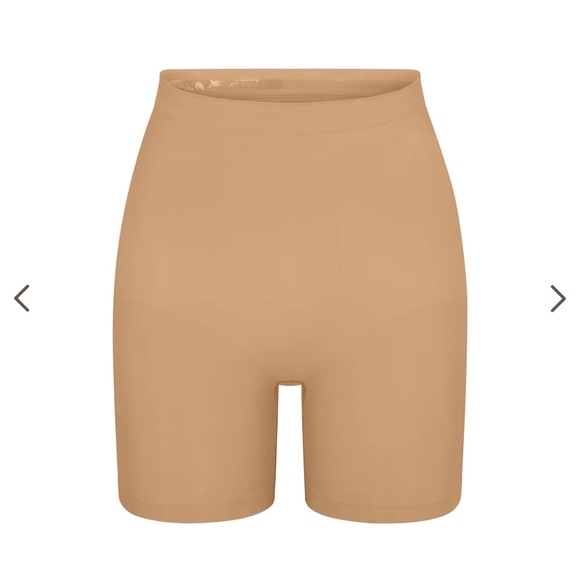 SKIMS Other - NWOT Skims Sculpt short
